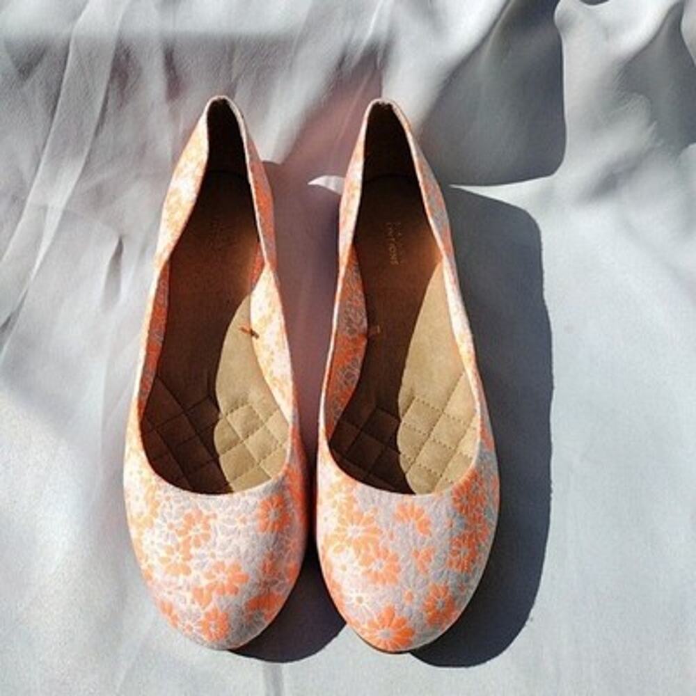 Basic Editions Shoes Womens Size 11 Orange Floral Canvas Ballet Flats XP Comfort